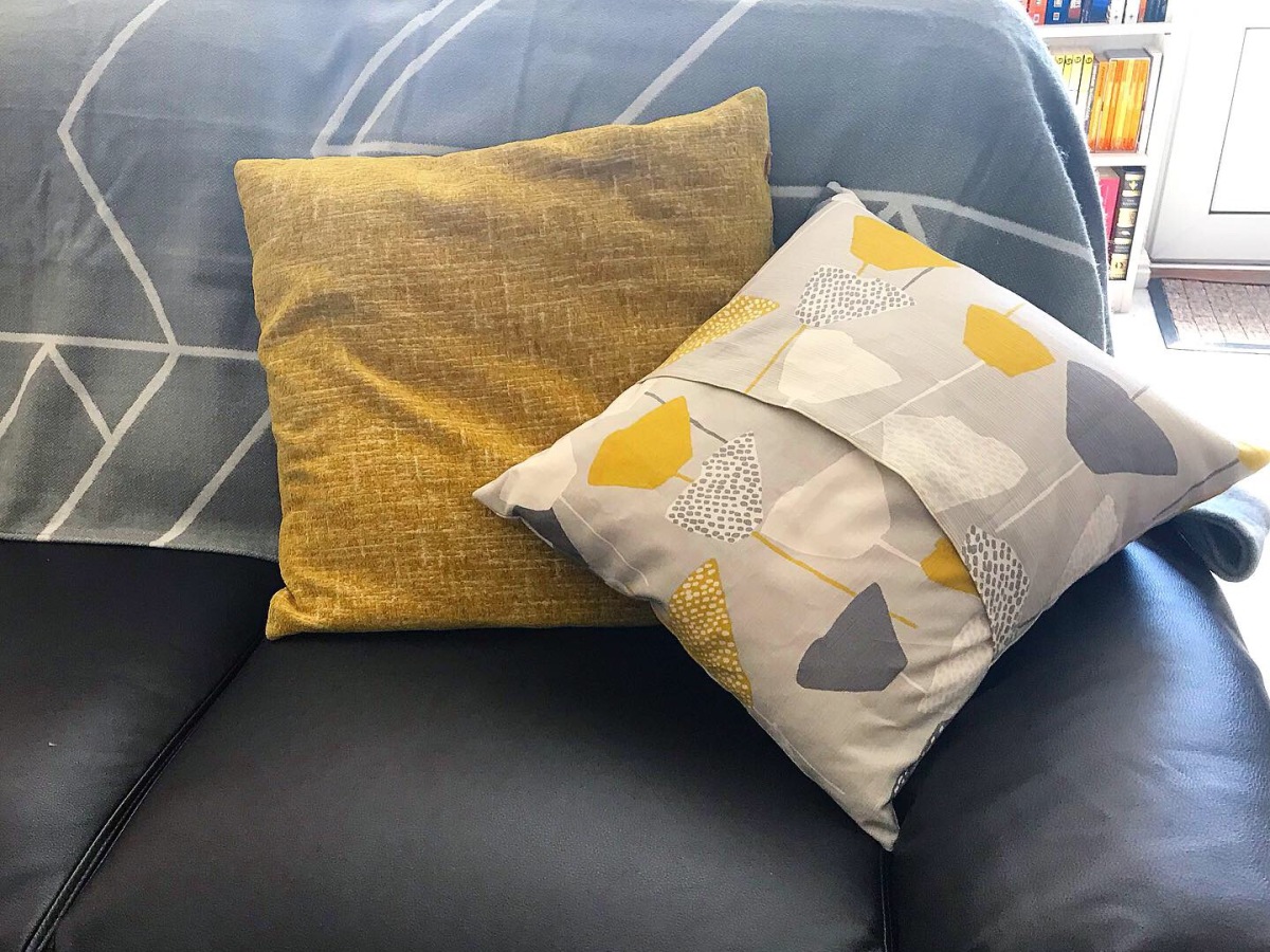 Envelope Pillow: A How To Guide For My First Home Make